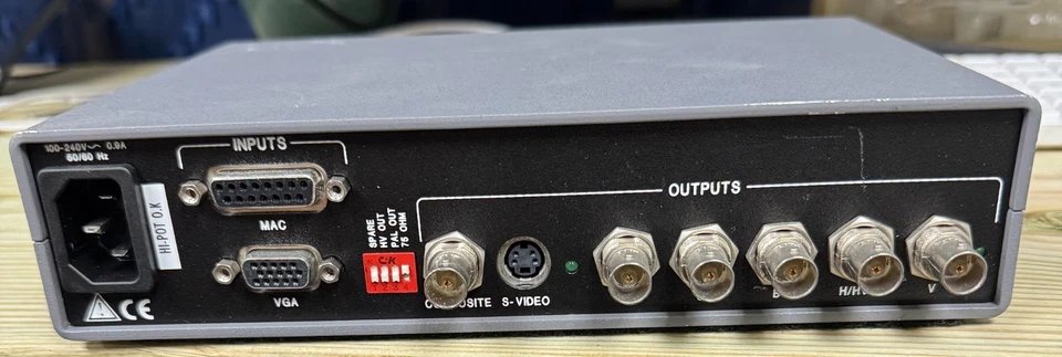 Extron VSC 100 High-Resolution Computer-to-Video Scan Converter( NO WIRES) - Image 2 of 2