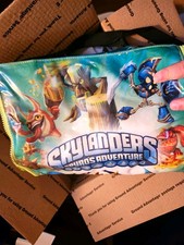 Skylanders Figures Large Lot w/ Carrying Case...