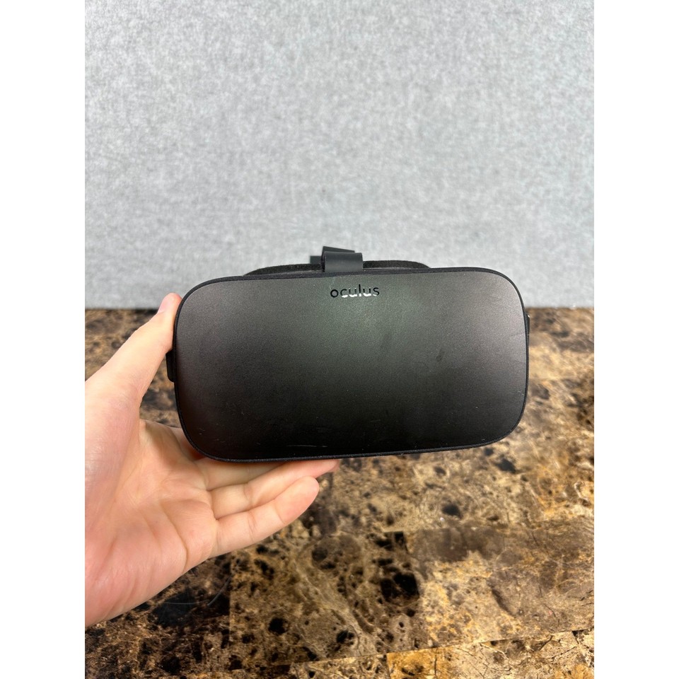 Untested*Oculus Rift VR Headset Bundle w 2 Touch Controllers and 2 ...
