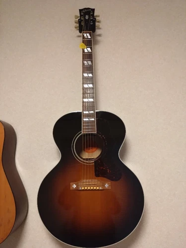 Gibson J-185 Historic Collection 2005 Acoustic Guitar J-200 J-150 No.YG338