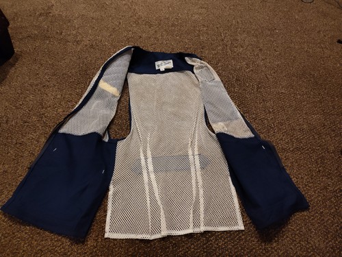 Vintage Men’s Shooter's Vest H C Jones HC Hunting Size 42 EUC USA Made Mesh - Picture 9 of 11