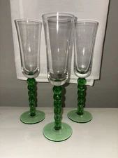 Vintage Green Bubble Champagne Flutes Set Of 3. Excellent Condition. Glass.