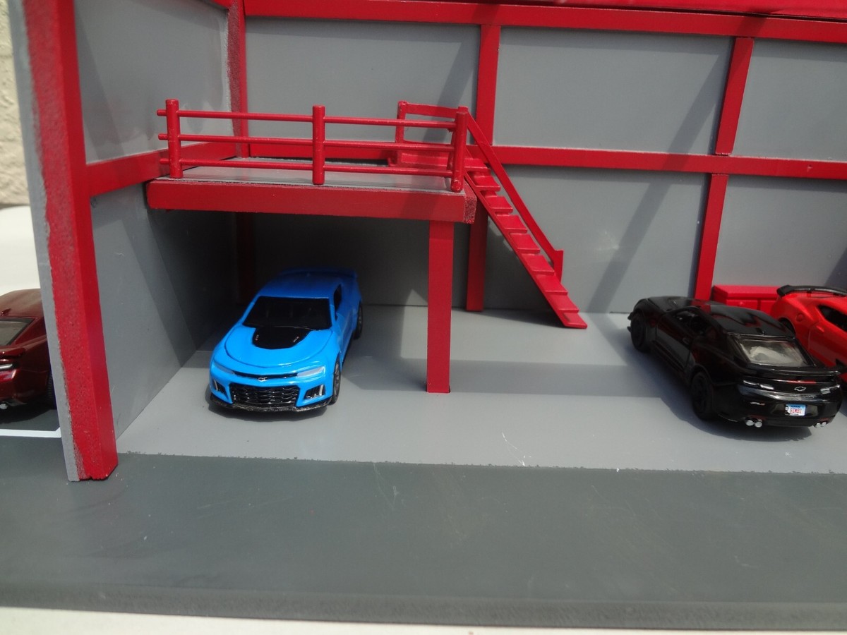 ☆ 1/64 Garage 1/64 Scale Lighted Fast & Furious Themed Garage Diorama