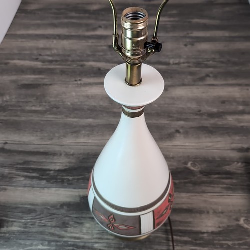 Lámpara Danesa Teek Genie Diseño Textural Gres 31" Blanco Luz de Mesa MC - Imagen 8 de 18