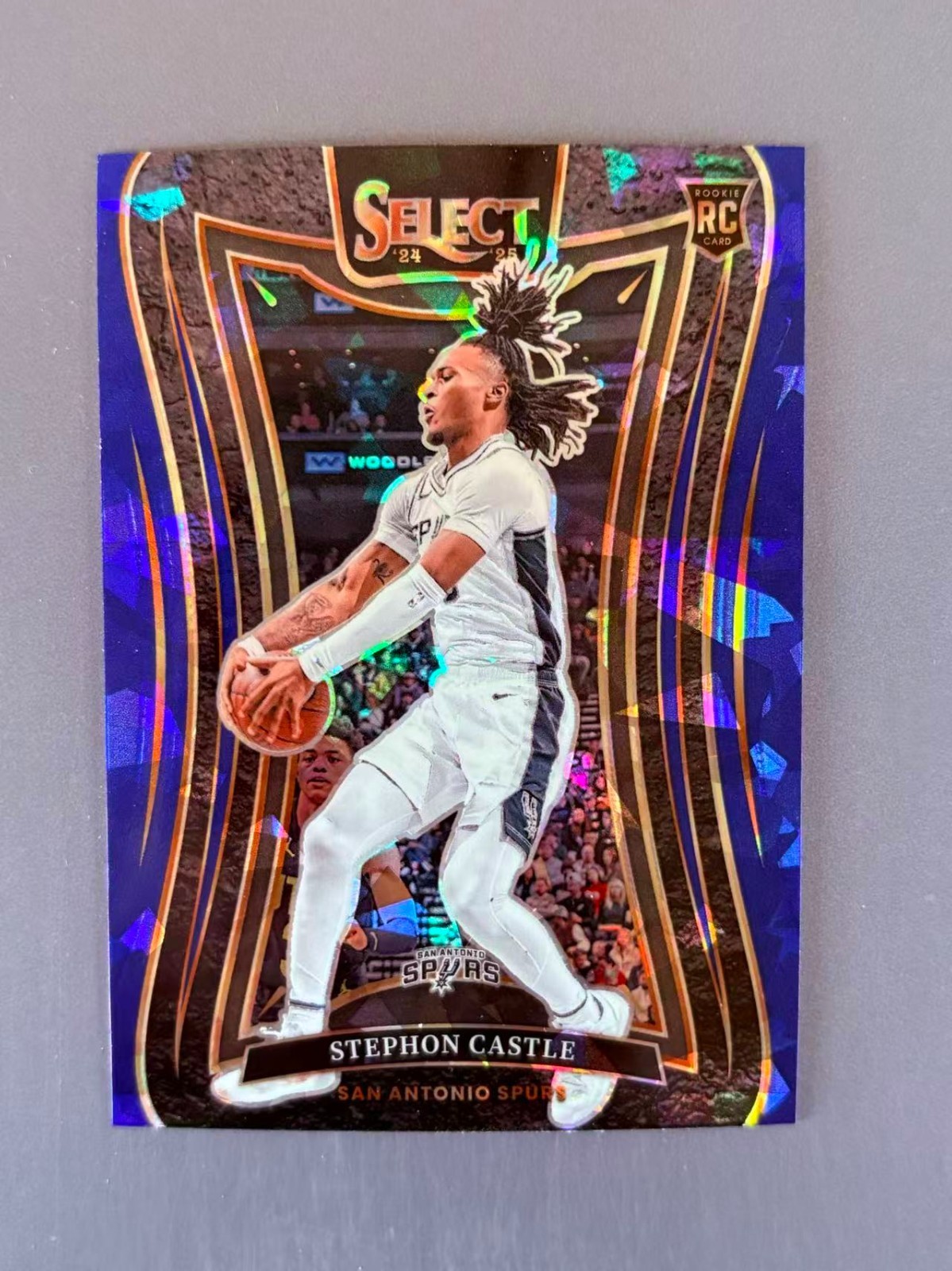 Stephon Castle 2024-25 Panini Select Mezzanine Blue Cracked Ice Prizm RC #388