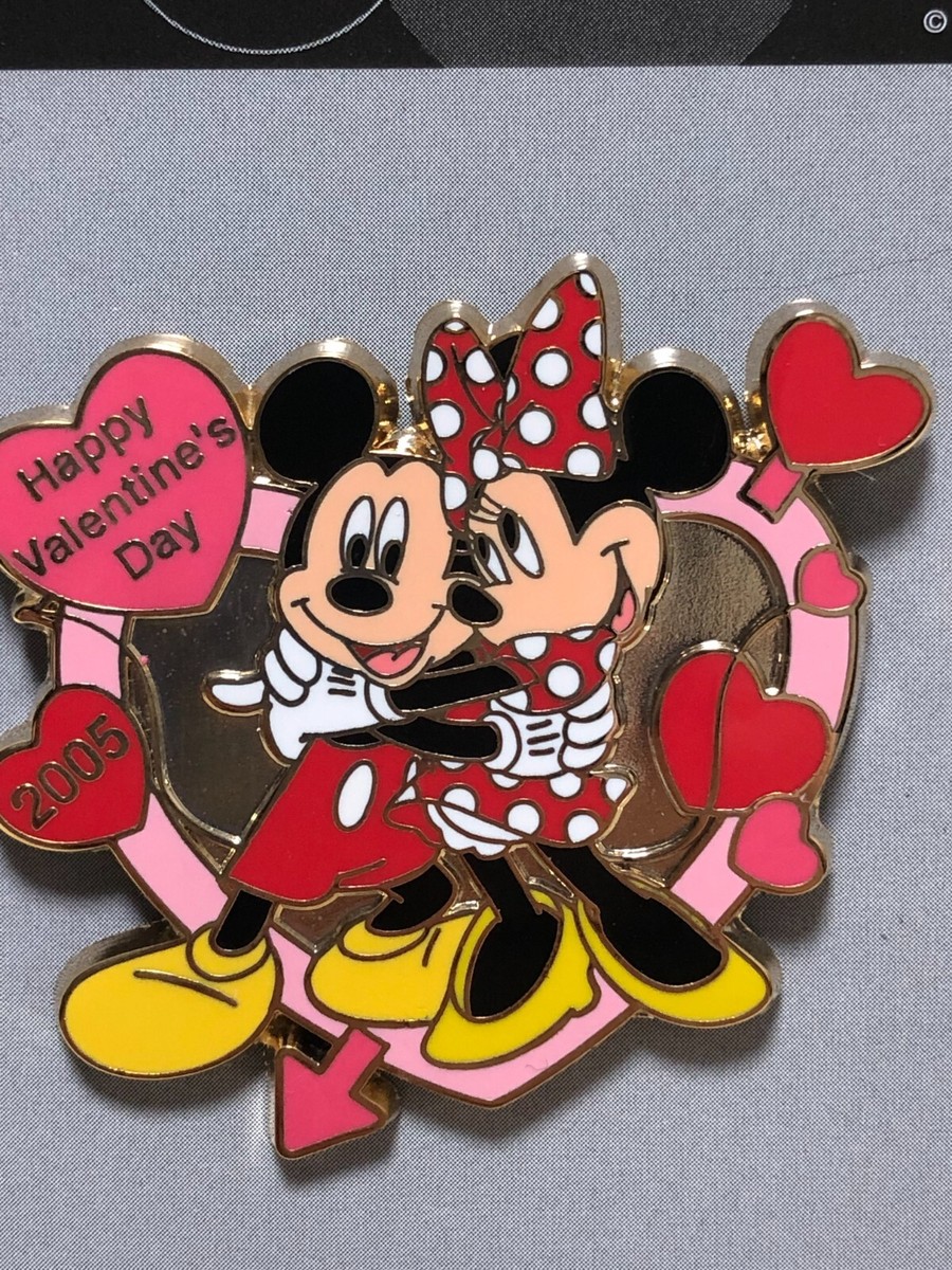 JDS Disney Store Japan Mickey Minnie Valentine Day 2005 Pin