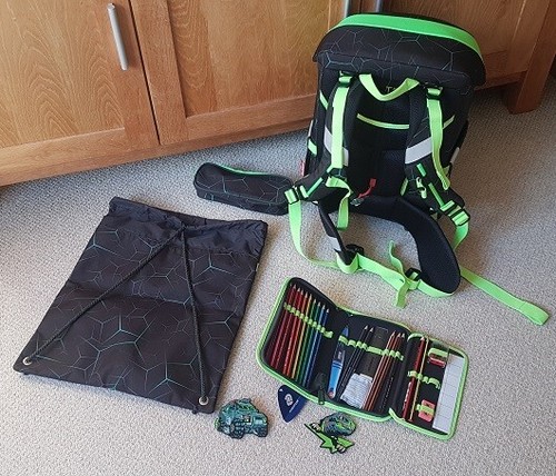 Schulranzen SCOUT Sunny II SET Exclusiv LED Dino Hunter, neu - Bild 2 von 3