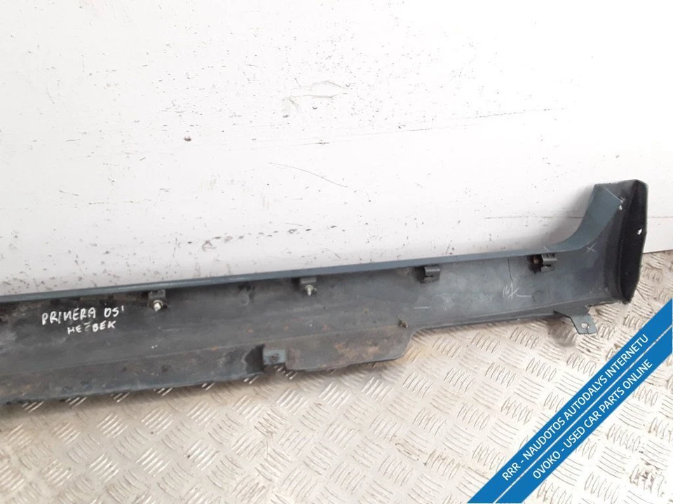 Nissan Primera P12 saloon 2004 2.2D left side skirt sill 76851AU3XX diesel 100kW - Image 3 of 4