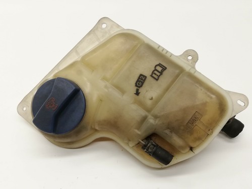 Audi A4 B5  Ausgleichbehälter Kühlwasserbehälter Wasserbehälter  8d0121403l (09)