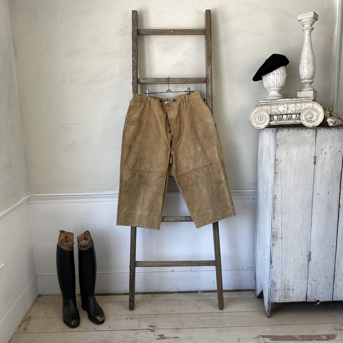 40 inch waist timeworn French Workwear Pants Vintage 1940s 40 inch waist timeworn French Workwear Pants Vintage 1940s