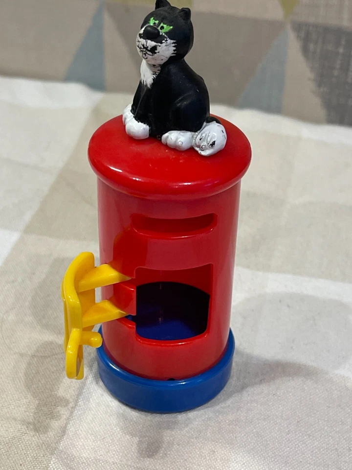 POSTMAN PAT 11cm Jess the Cat Sat On Post Box By Golden  bear 1997 - Image 3 of 4