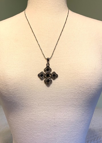 Vintage Goth Steampunk Silver Tone w/ Black Stones Vector Cross Necklace - 18 in - Bild 6 von 7