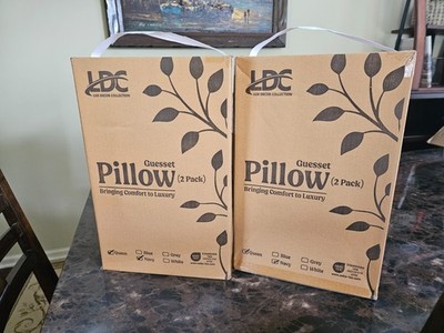 Lux Decor Collection 2-pack Gusseted Queen size Bed Pillows Navy
