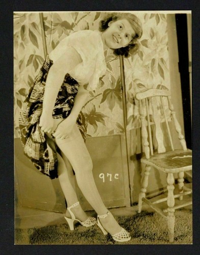 Stockings Garters Heels Leggy 1940 