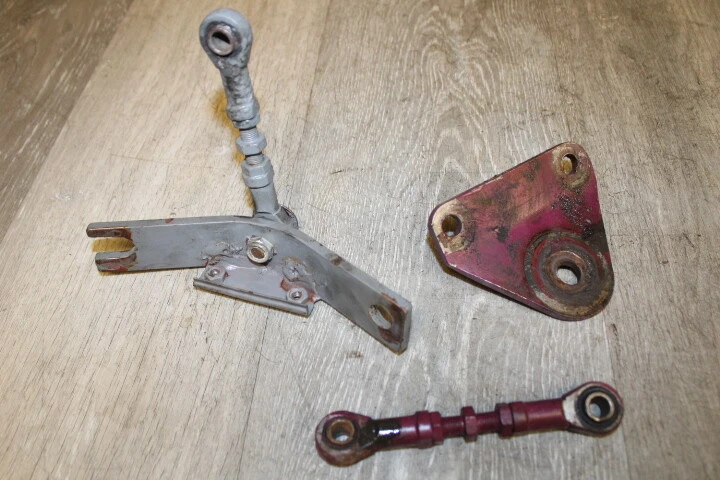 Harley-Davidson Super Glide II 1982 FXR soporte de motor de montaje Foto 3 de 3