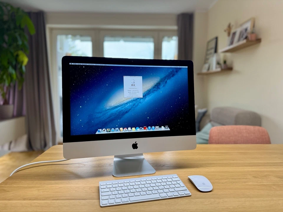 Apple iMac 13,1, 21,5 Zoll, 2,7 GHz Intel Core i5, 8 GB RAM, 1 TB HDD