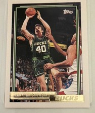 Topps 1992 Base Set Frank Brickowski #187 Milwaukee Bucks Basketball Card