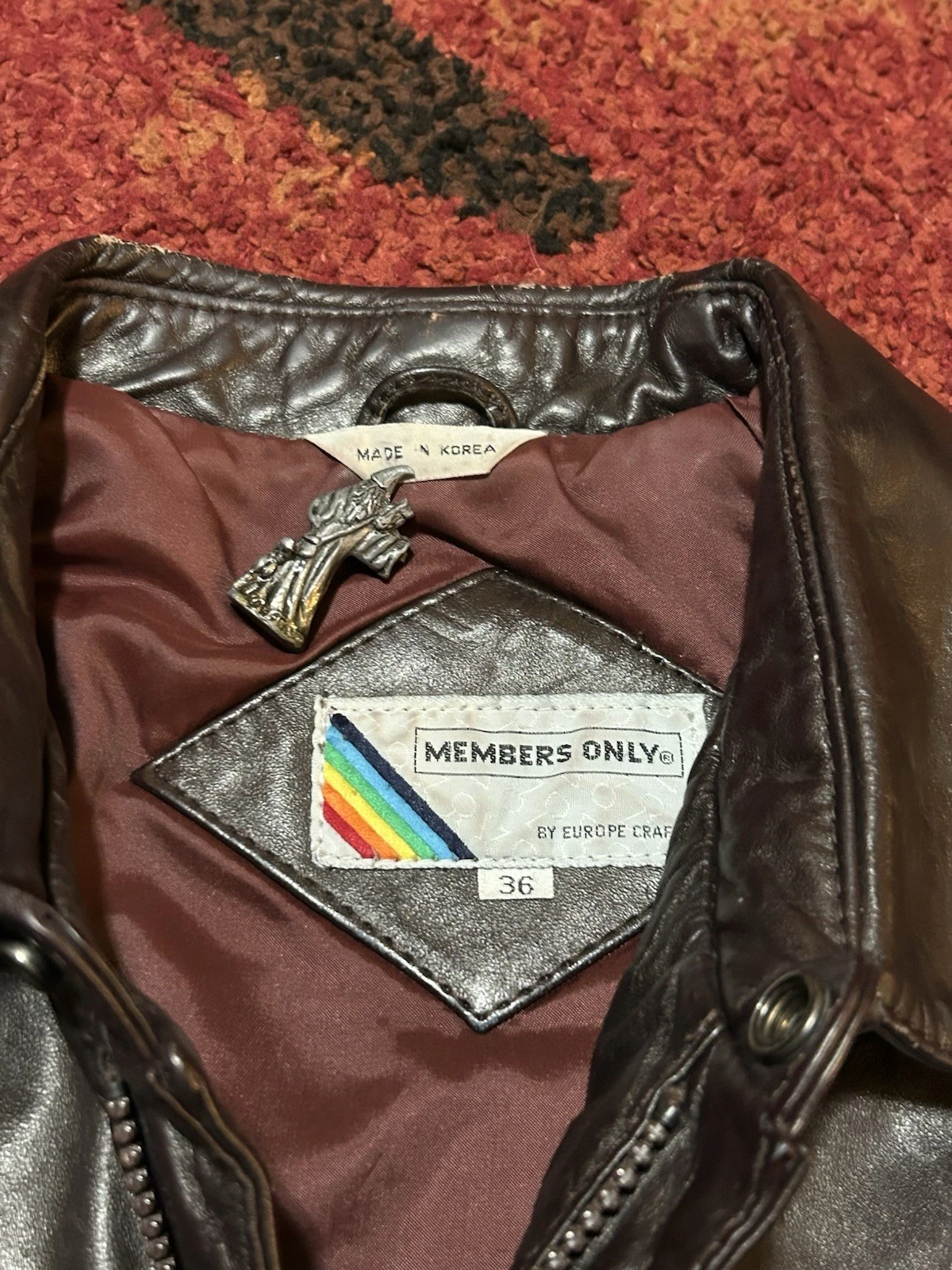 Vintage 1980s Members Only Satin Lined Dark Brown Leather Bomber Jacket Size 36 - product detail image 3