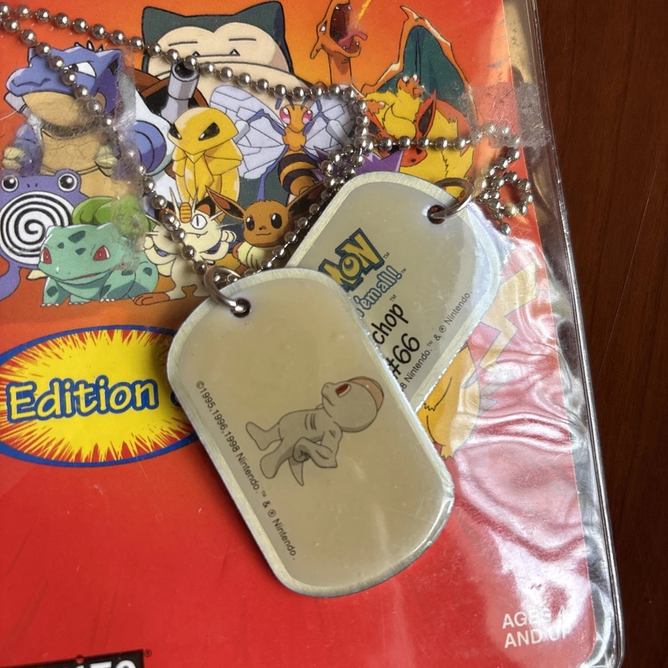 3 etiquetas de perro coleccionables Pokémon vintage edición limitada - edición 3 - nuevas Foto 4 de 4