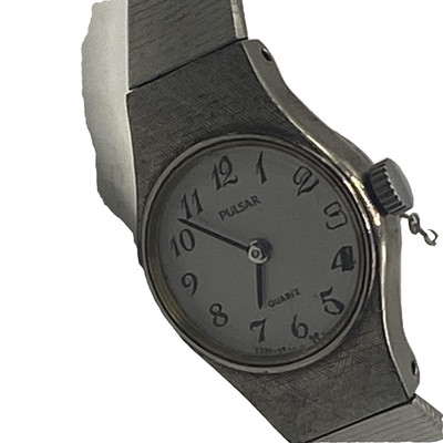 Vintage Pulsar Womens Silver Tone Bracelet Watch White Dial Quartz 19mm V232