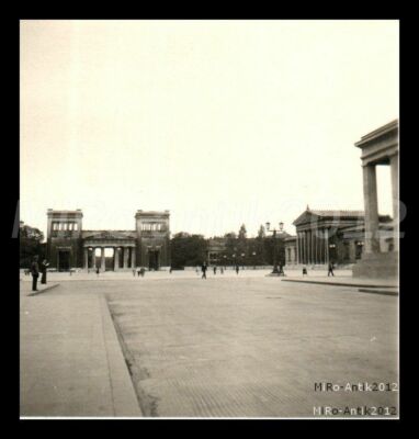 Photo, German tour Fam. from Braunschweig '37, Königsplatz in Munich, 5026-1136