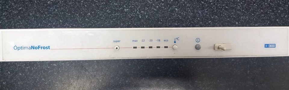 Frente con tarjeta electronica USADO frigorifico combi Balay 3KFB7400MY/01 - Imagen 2 de 4