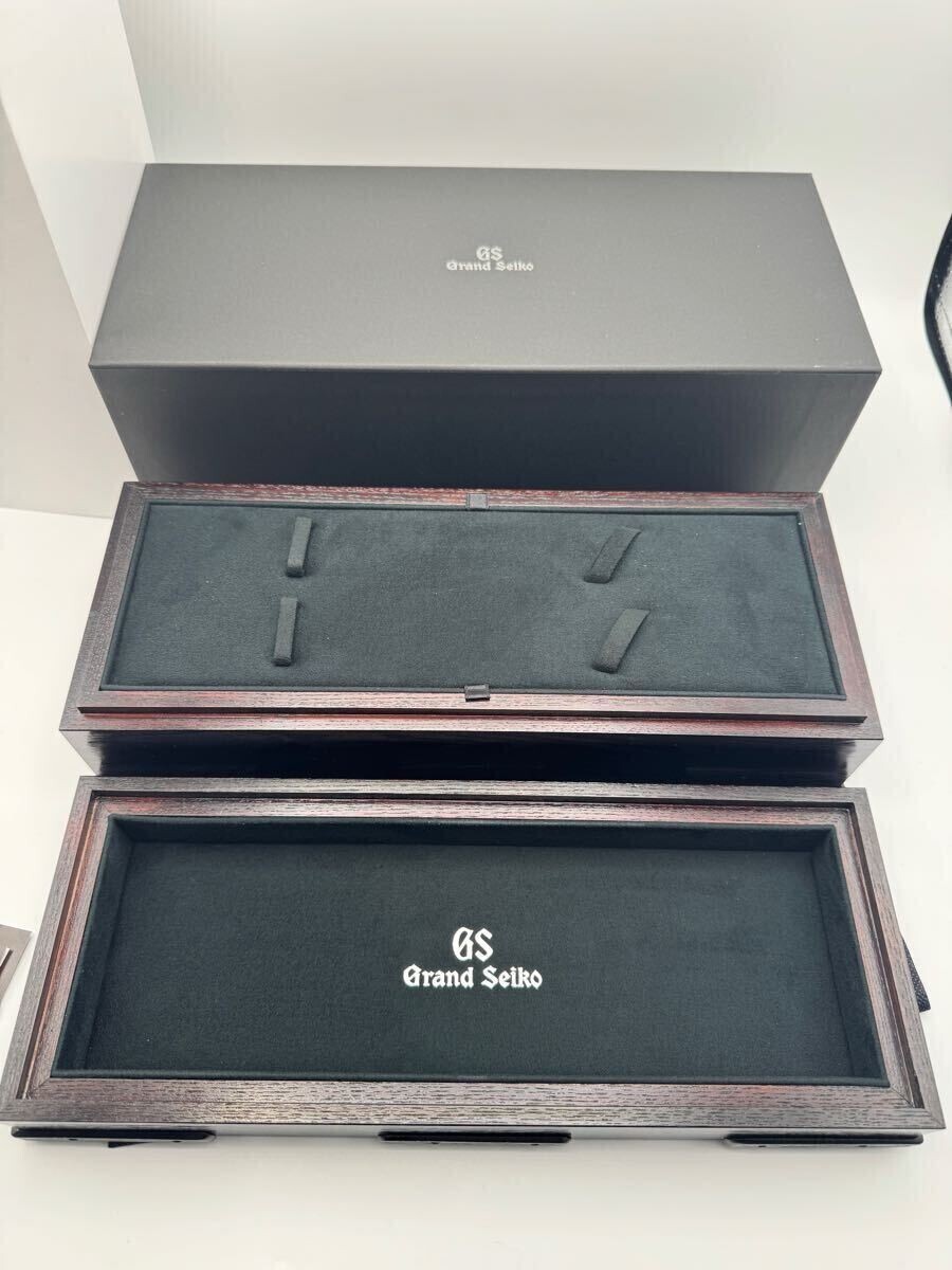 Grand Seiko Special Wood Watch Box 4 Pieces With Case Japan