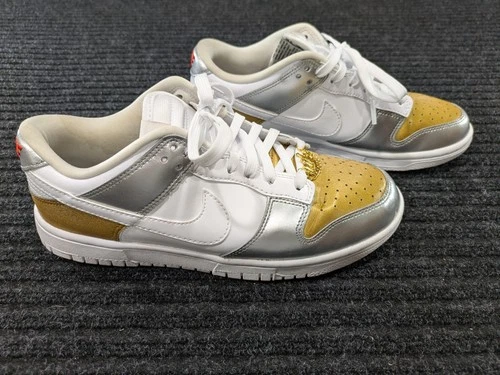 Nike Dunk Low SE Shoes Womens Size 8.5 Metallic Swoosh DH4403-700