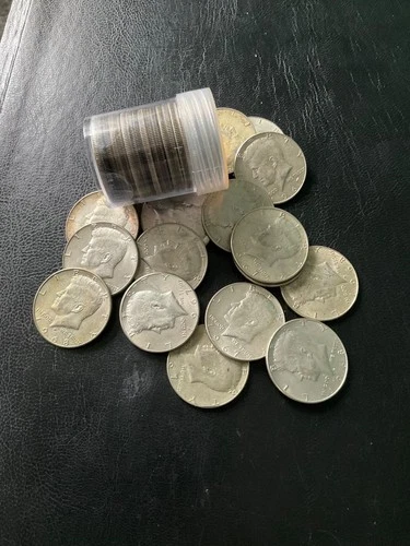 Kennedy  50c 40% silver half dollar roll of 20