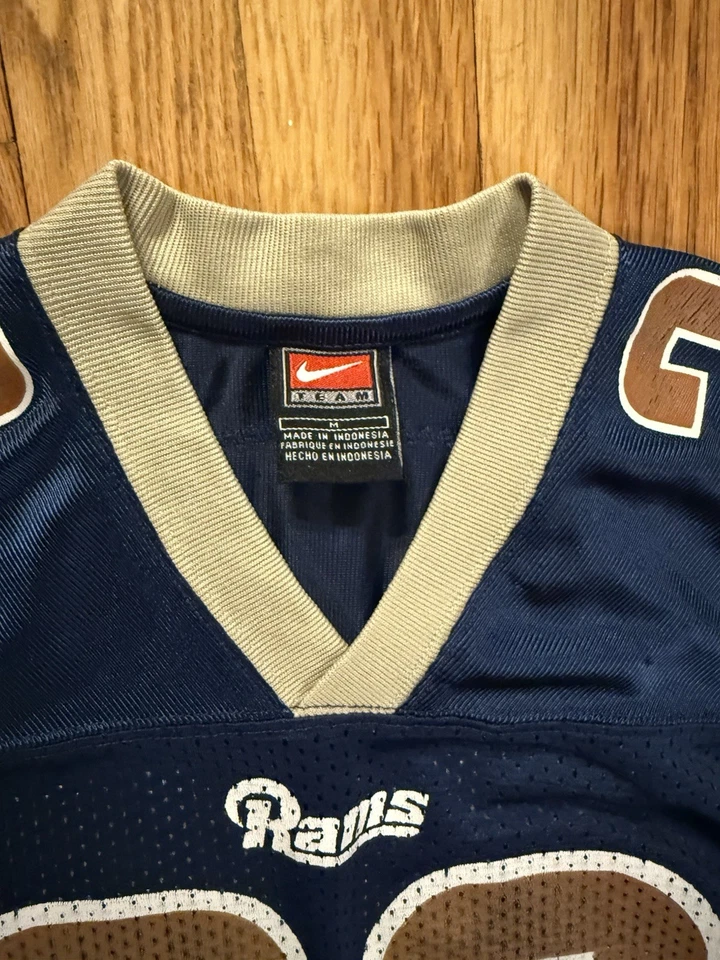 Camiseta de fútbol americano vintage de Marshall Faulk #28 de los Rams de Los Ángeles de la NFL (mediana juvenil) Foto 4 de 4