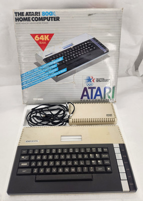Atari 800XL Home Computer In Original Box with Power supply - Powers on