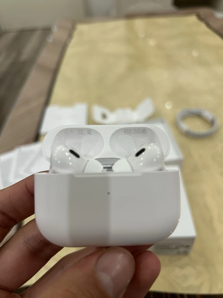 Apple AirPods Pro Bluetooth In-Ear-Kopfhörer, Weiß, 2. - Bild 2 von 4