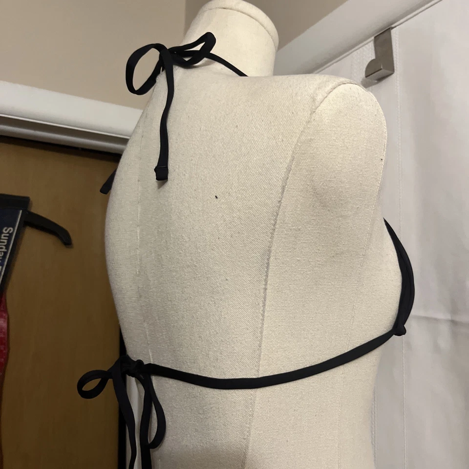 Top de bikini Hurley Itsy Bitsy para mujer, negro, mediano EE. UU. Foto 4 de 4