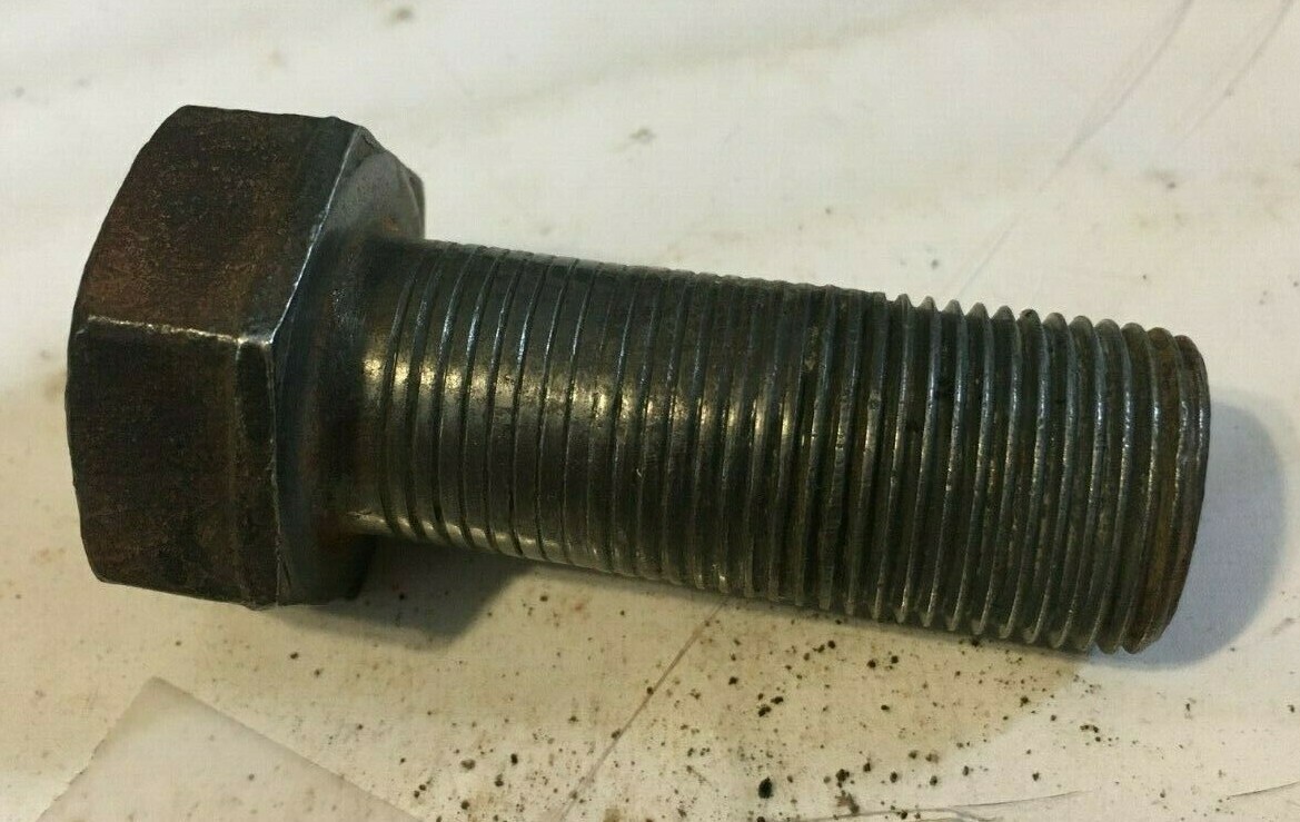 TX50090 - A Used M20 Bolt For A Long 560, 610, 2360, 2460, 2510