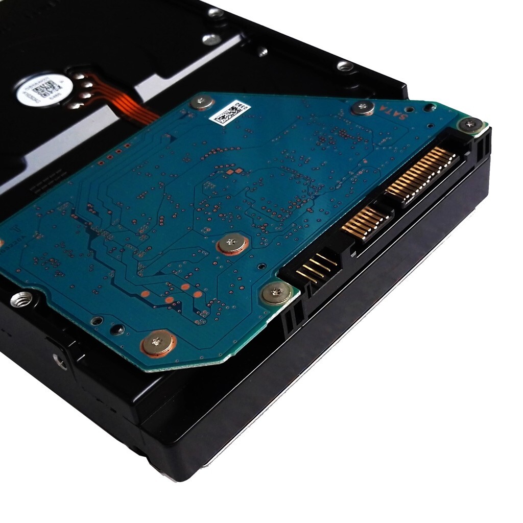 Toshiba 4TB, SATA 3, 3.5'' Internal Hard Drive (MG03ACA400) for