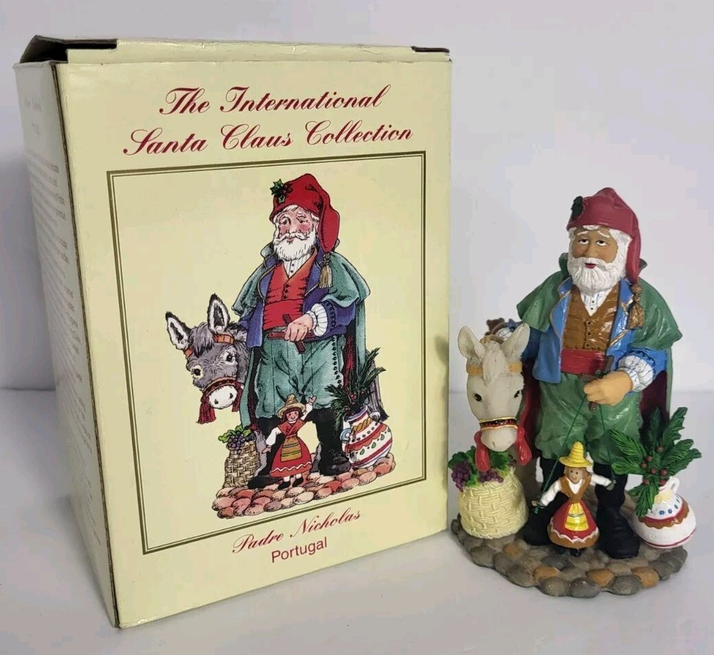 The International Santa Claus Collection Padre Nicholas Portugal 2000 SC46