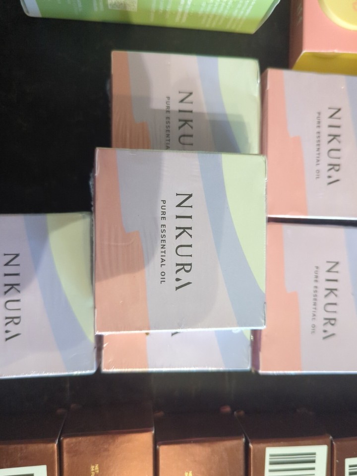 job lot Of 77/ cosmetics/ Oils/ Face Care / Eye Cream / Face Mist