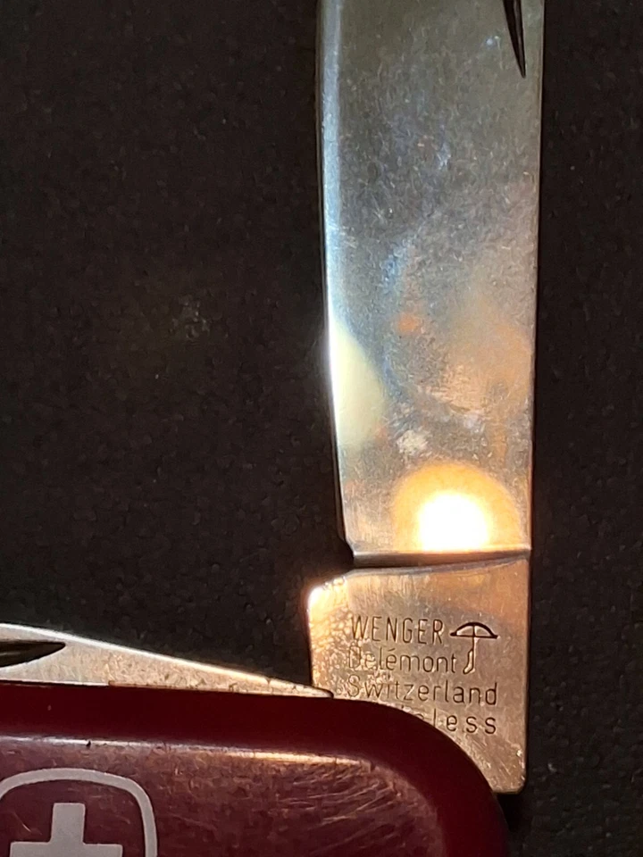 WENGER DELEMONT SWISS ARMY 4 BLADE POCKET KNIFE RED NICE - Image 2 of 4