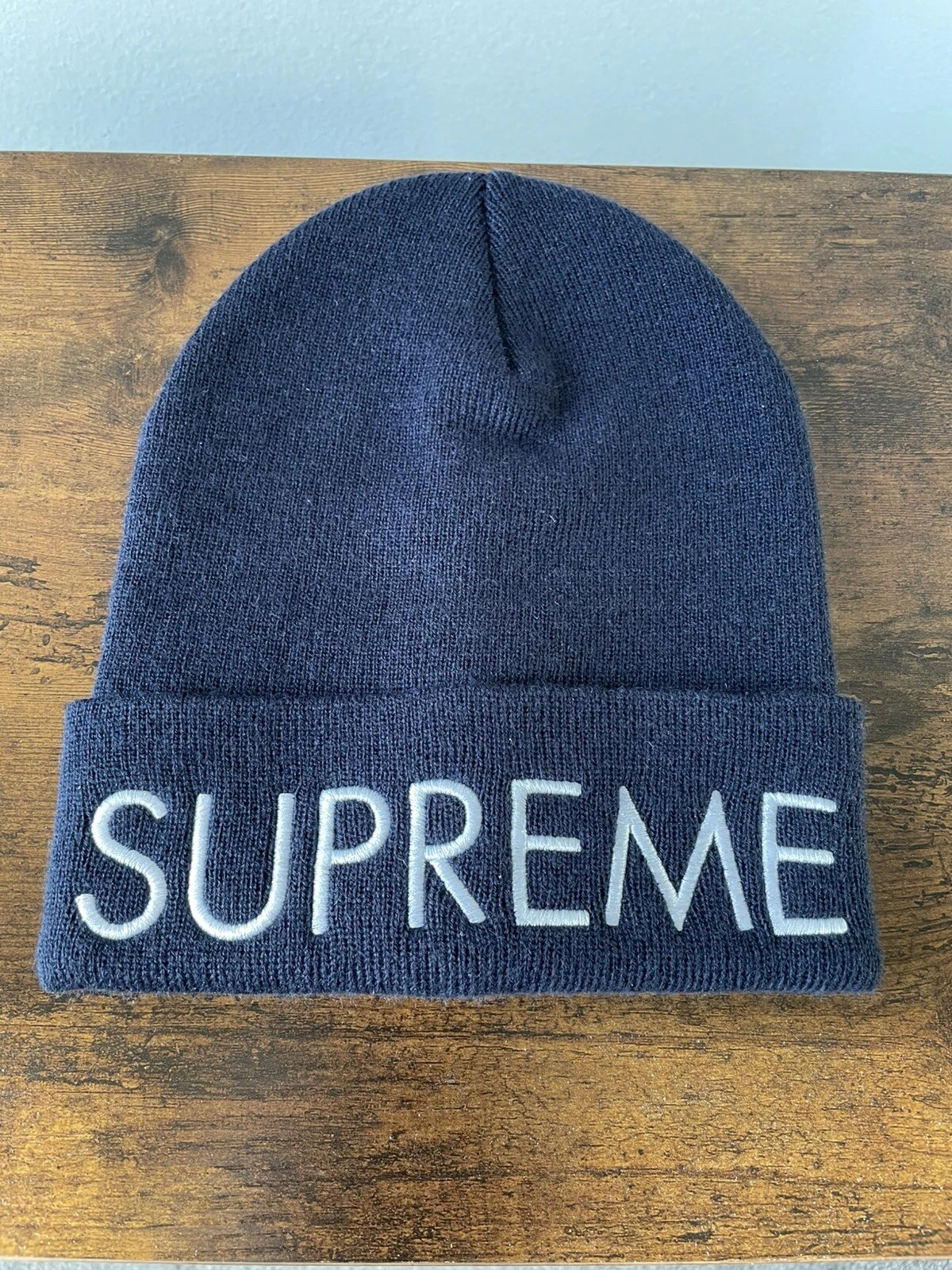 SUPREME Capital Beanie BLEU OS FW22