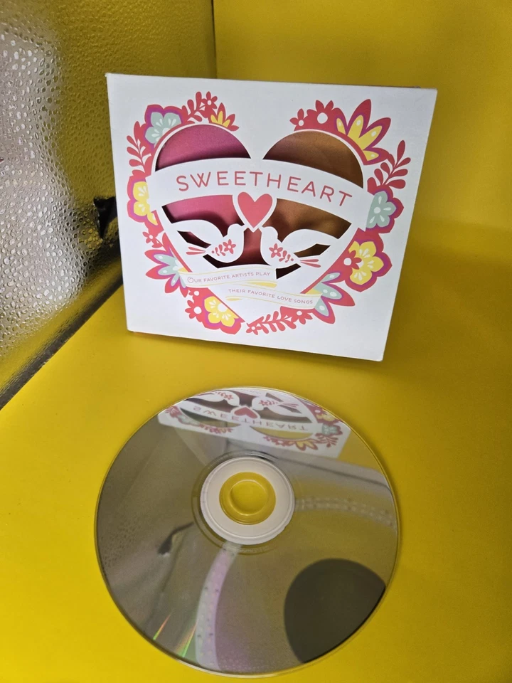 Sweetheart 2014 : Our Favorite Artists Play Their Favorit Foto 2 de 4