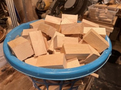 (20) 1 1/2'' x 1 1/2'' x 3  Solid Basswood  Carving Turning Wood Blocks Blanks