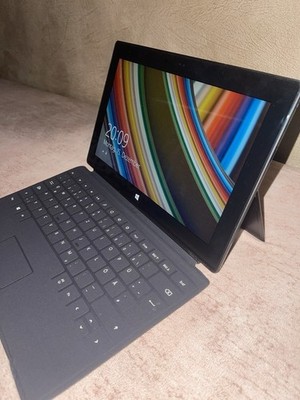 Microsoft Surface RT 32GB/2GB - Windows RT 8.1 - Gebraucht