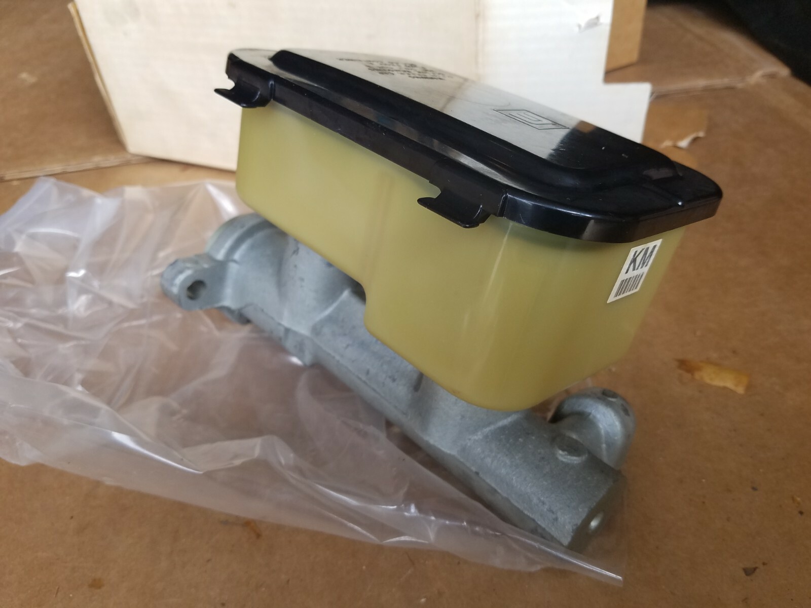 OEM J8133316 Jeep J10 19811988 Brake Master Cylinder 8191 Jeep SJ and