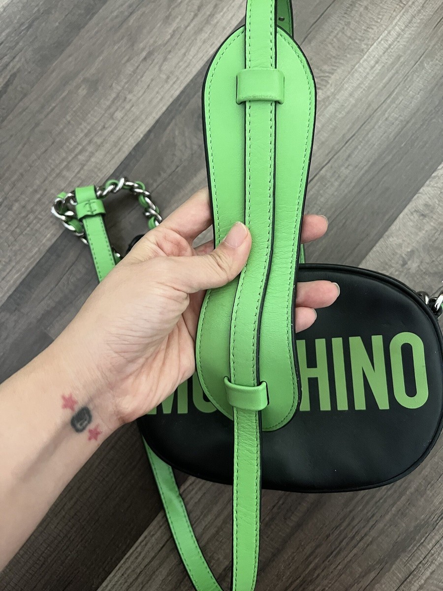 MOSCHINO パワーパフガールズコラボ チェーンショルダー MOSCHINO パワーパフガールズコラボ チェーンショルダー