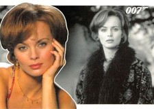 James Bond 007 trading card - 2010 Rittenhouse #62 Natalya Simonova