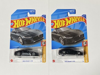 2022 Hot Wheels Super Treasure Hunt 2020 Jaguar F-Type & Mainline