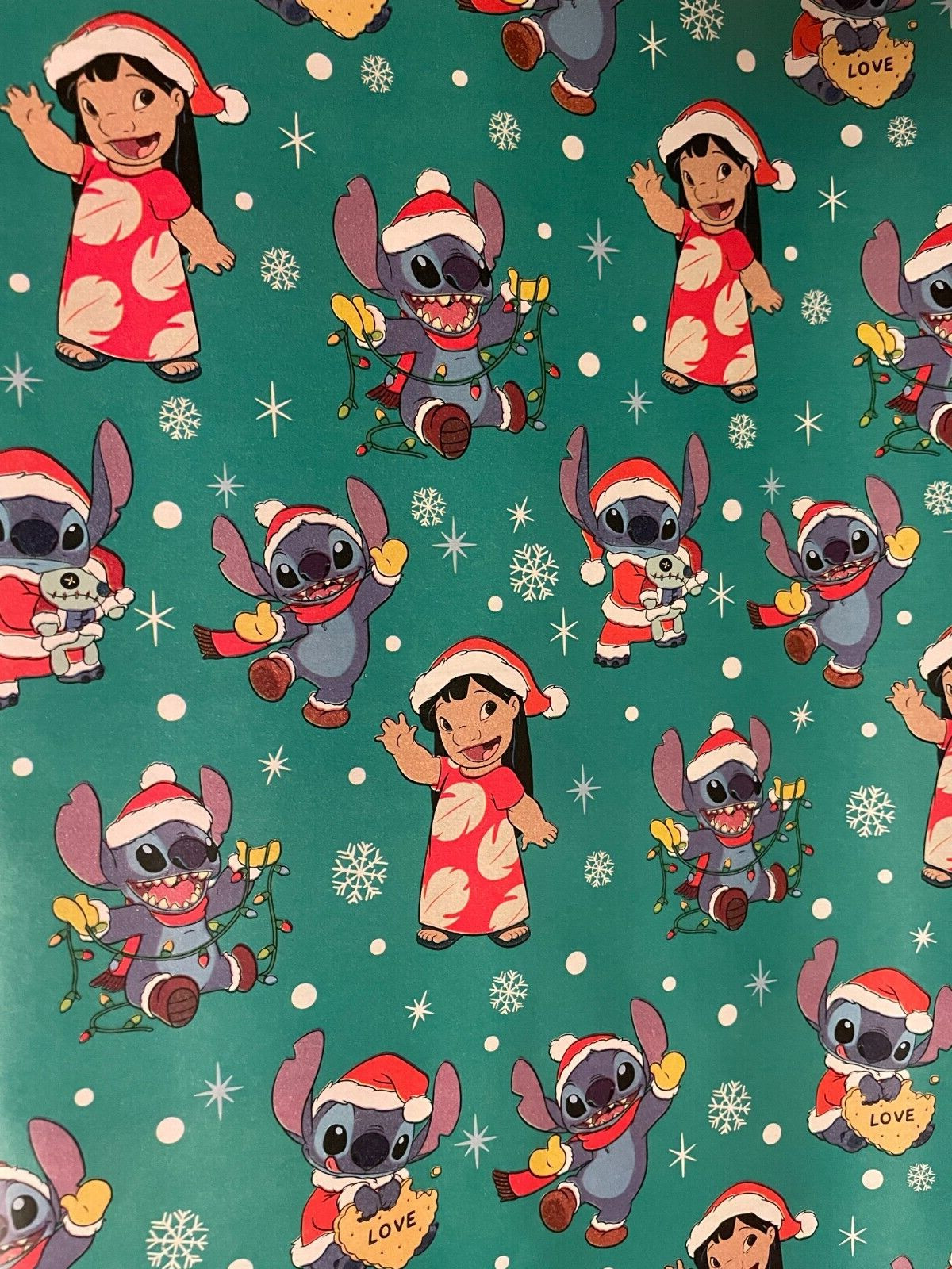 Disney's Lilo & Stitch Christmas Gift Wrapping Paper 2.5 Yards FOLDED