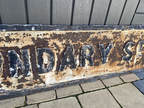 ANTIQUE VICTORIAN CAST IRON ROAD STREET SIGN - BOUNDARY ST - LIVERPOOL - CRICKET - Picture 4 of 8