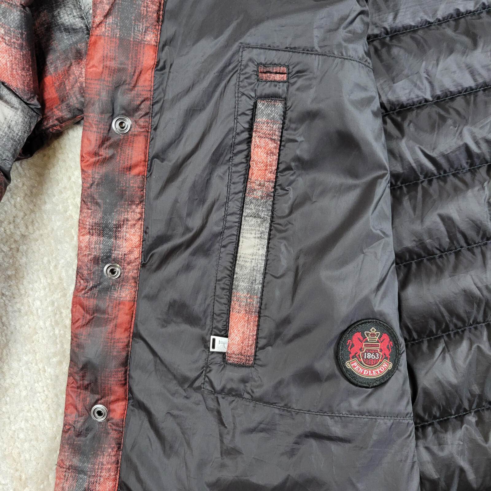 Pendleton Down Puffer Jacket Men M Red Black Buff… - image 8