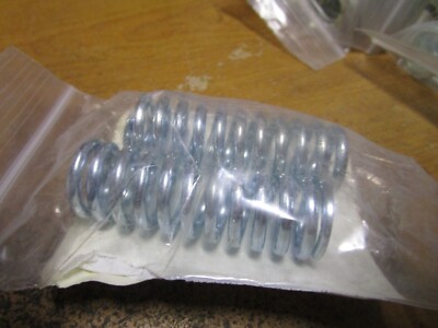 0.875''OD x 0.135'' Wire 2.500'' L #49 Hard Drawn MB Compression Spring QTY 2